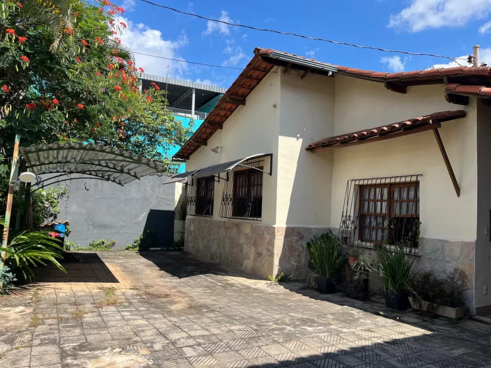 Casa, 6 quartos, 350 m² - Foto 1