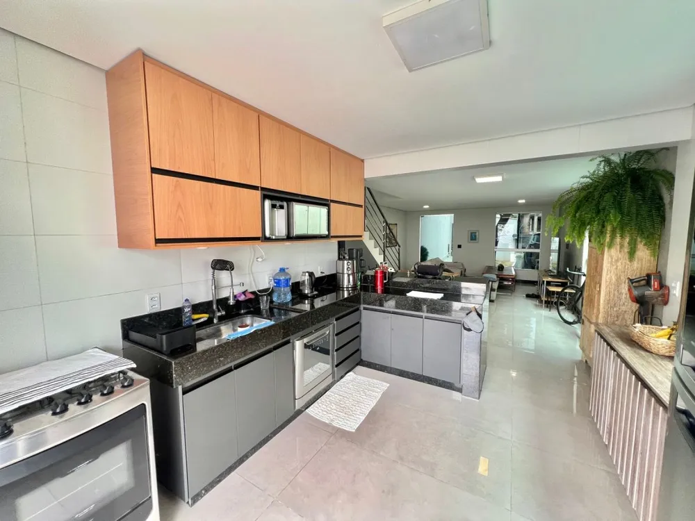 Casa, 3 quartos, 230 m² - Foto 5