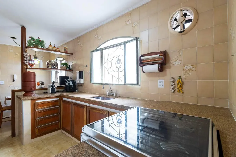 Casa, 3 quartos, 245 m² - Foto 4