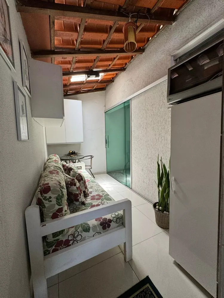 Apartamento à venda com 2 quartos, 65m² - Foto 3