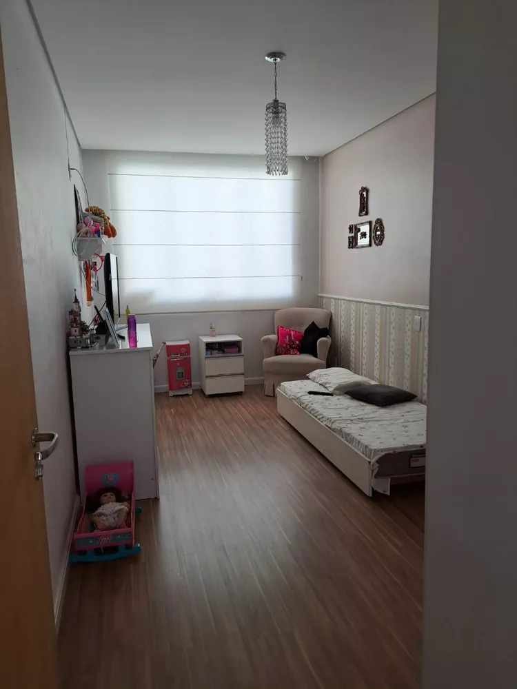 Casa à venda com 3 quartos, 220m² - Foto 6