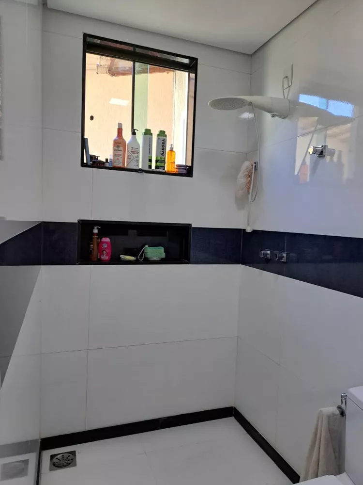 Casa à venda com 3 quartos, 220m² - Foto 5