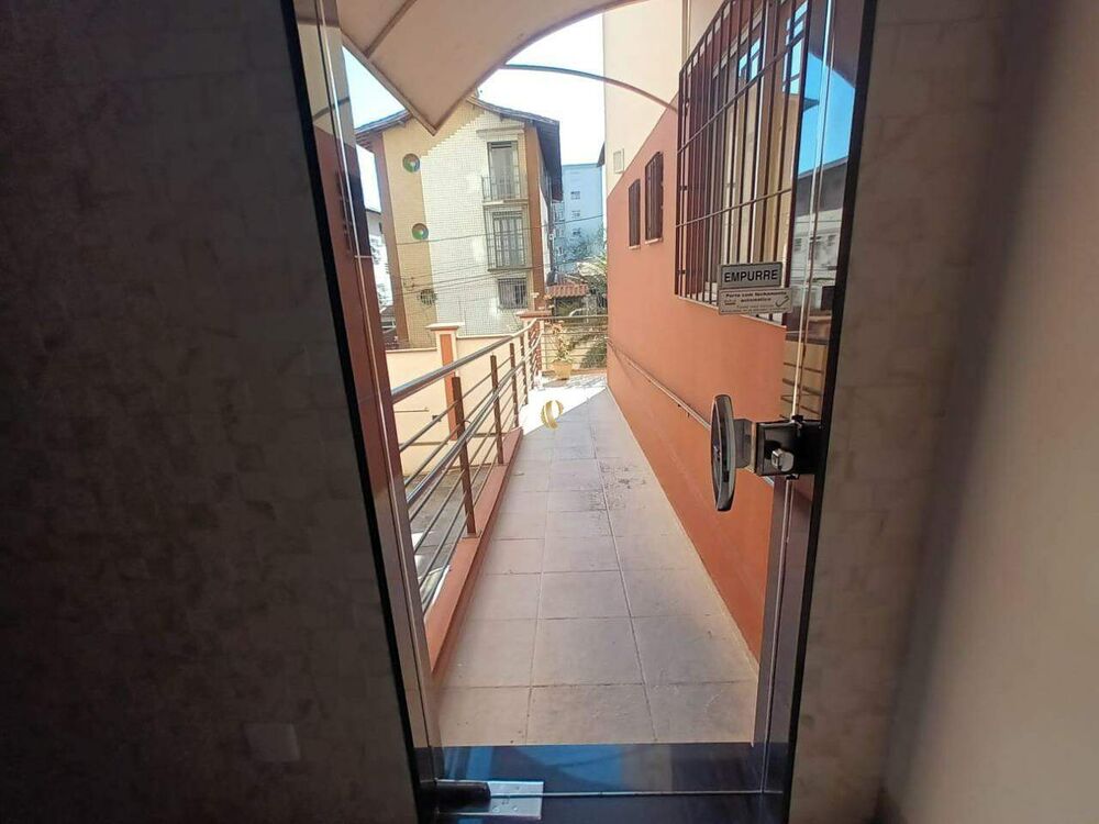 Apartamento à venda com 3 quartos, 70m² - Foto 4