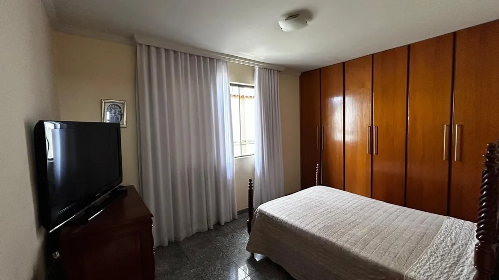 Casa, 4 quartos, 200 m² - Foto 9