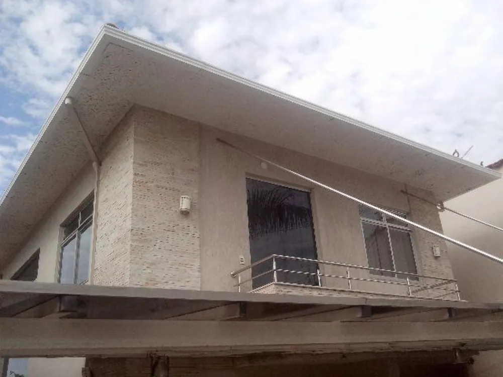 Casa, 4 quartos, 212 m² - Foto 2