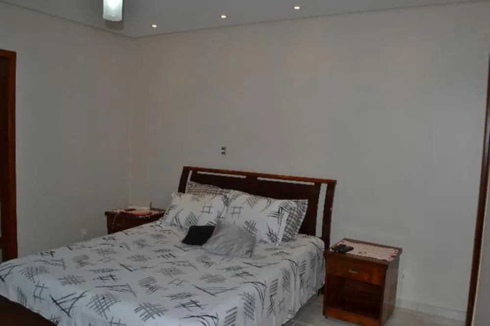 Casa, 4 quartos, 212 m² - Foto 11
