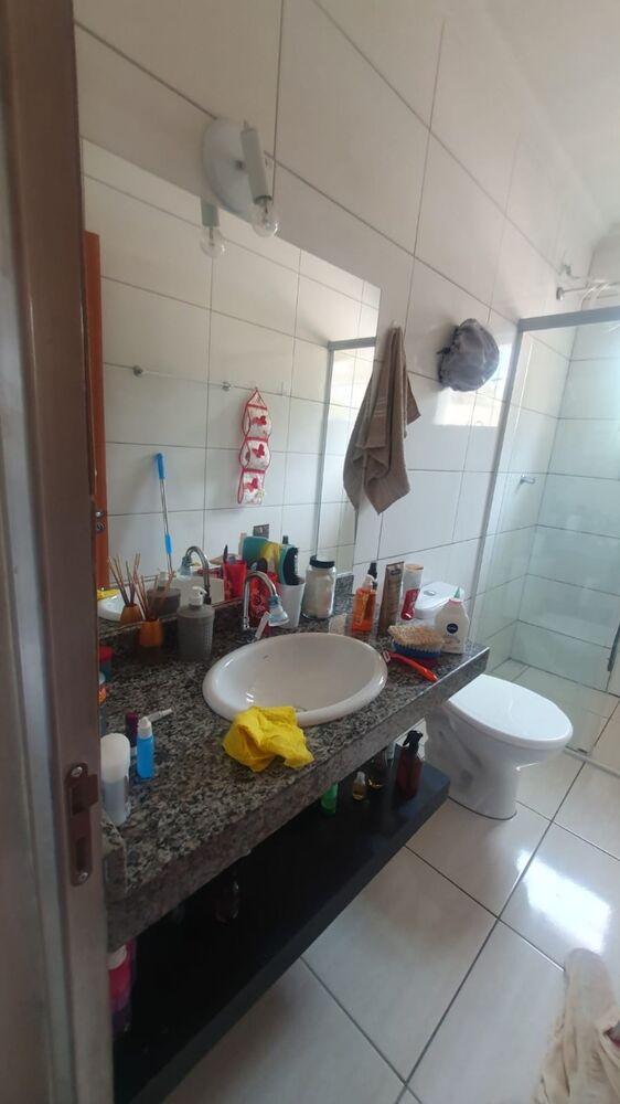 Casa à venda com 4 quartos, 300m² - Foto 3