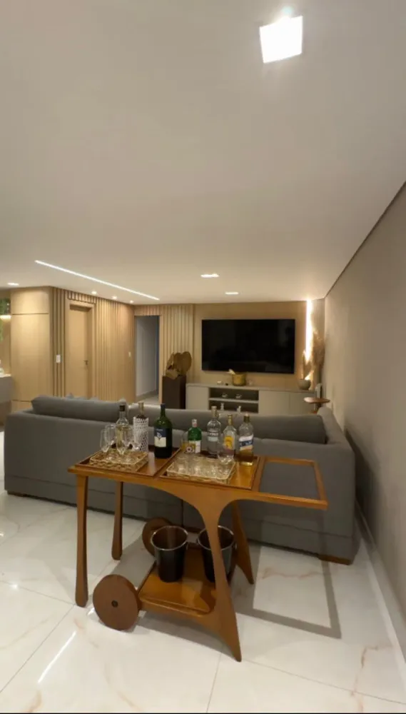 Apartamento, 3 quartos, 265 m² - Foto 2