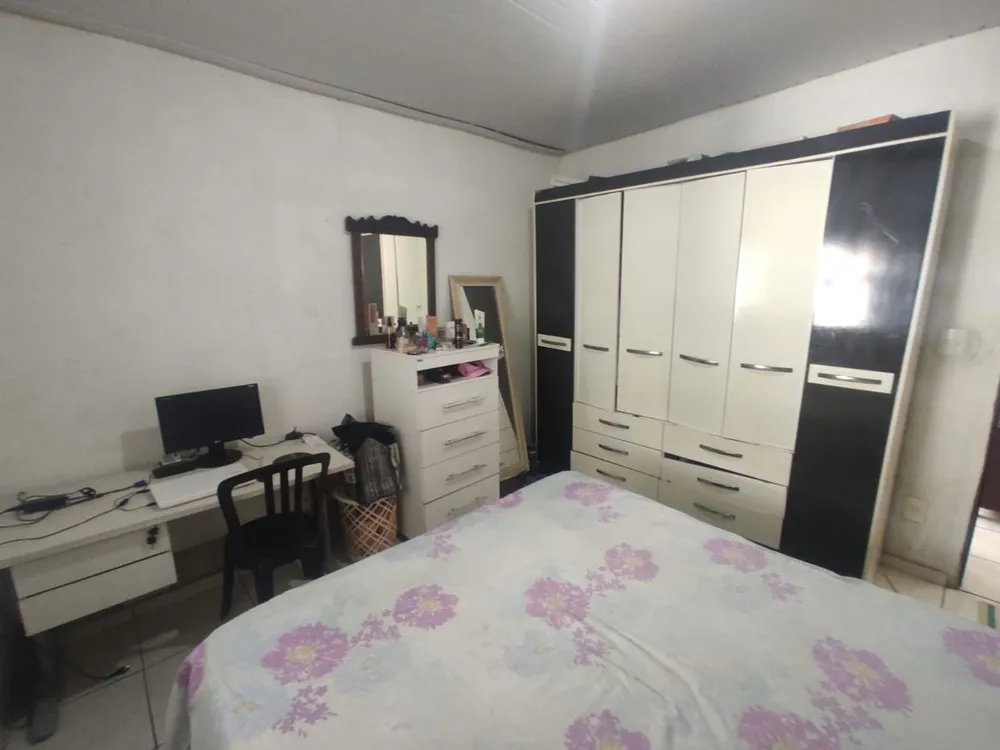 Casa, 3 quartos, 200 m² - Foto 1