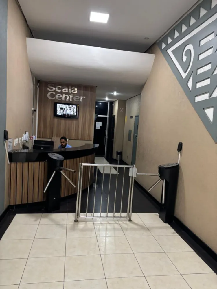 Sala-Conjunto, 300 m² - Foto 2