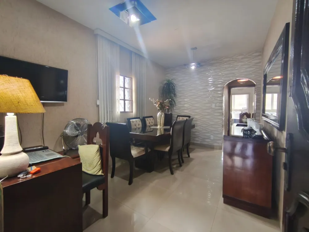 Casa, 3 quartos, 240 m² - Foto 3