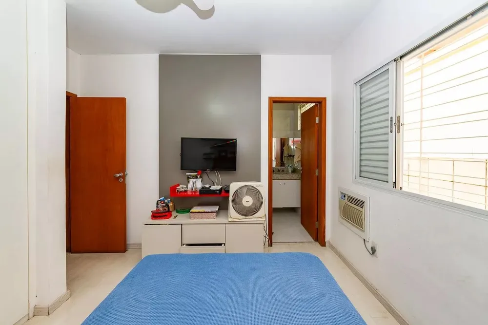 Casa, 4 quartos, 267 m² - Foto 8