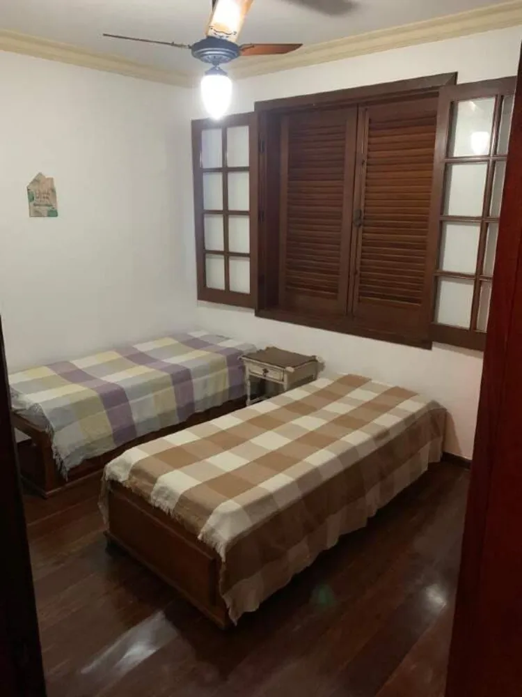 Casa, 6 quartos, 600 m² - Foto 12