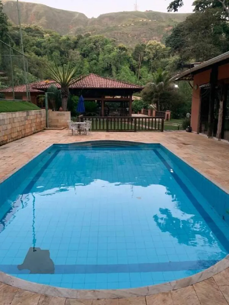 Casa, 6 quartos, 600 m² - Foto 3