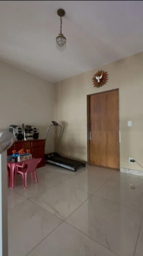 Casa, 4 quartos, 210 m² - Foto 8