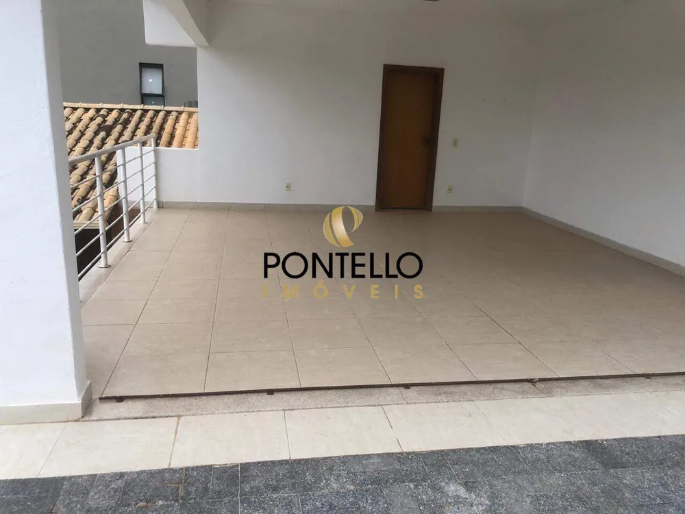 Casa, 3 quartos, 250 m² - Foto 13