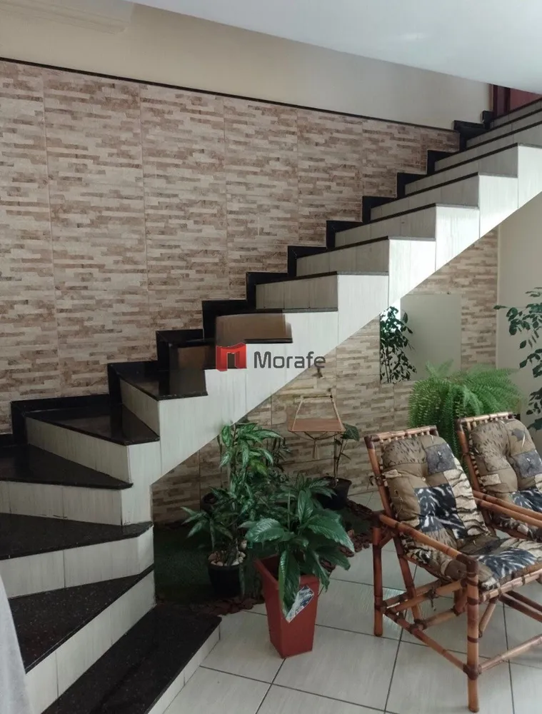 Casa, 3 quartos, 200 m² - Foto 9