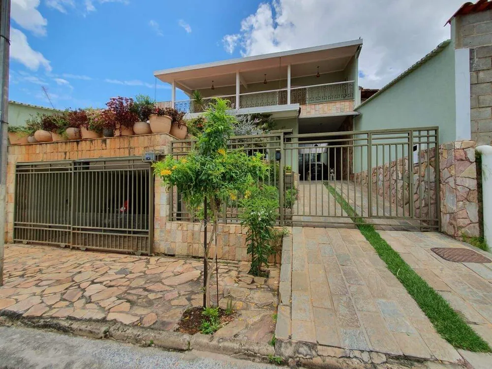 Casa, 4 quartos, 440 m² - Foto 1