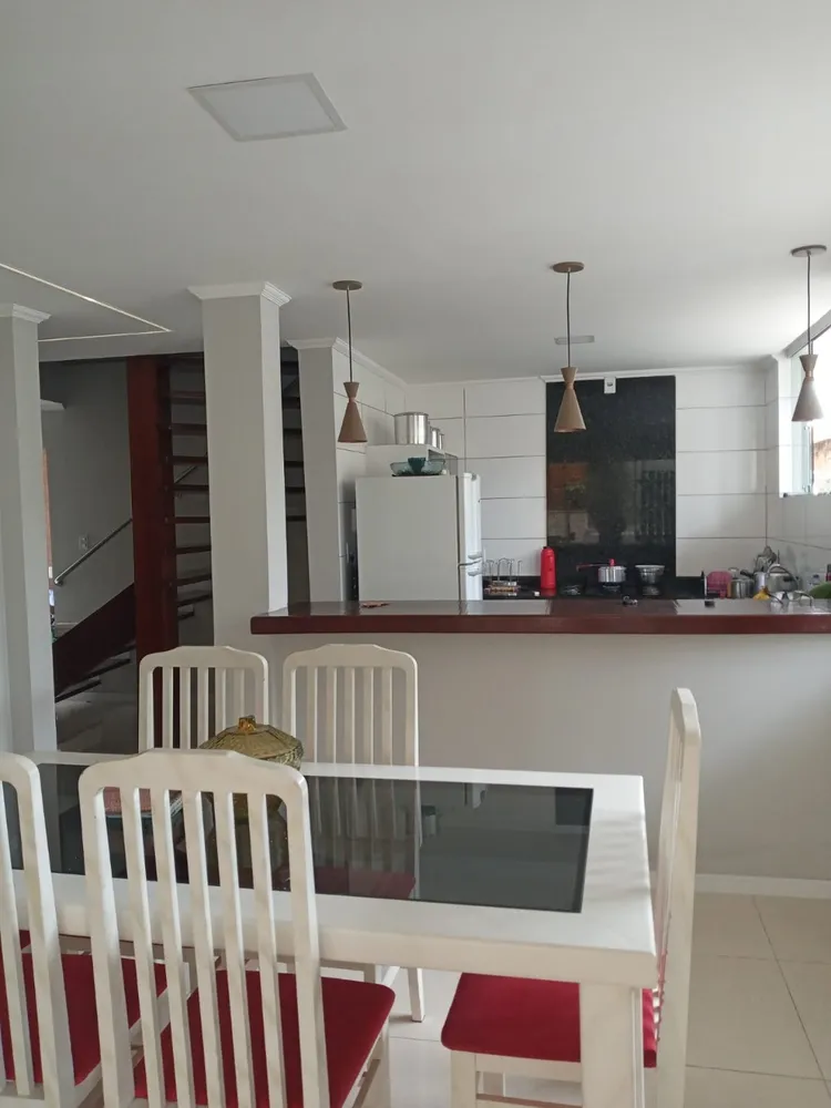 Casa, 2 quartos, 390 m² - Foto 1
