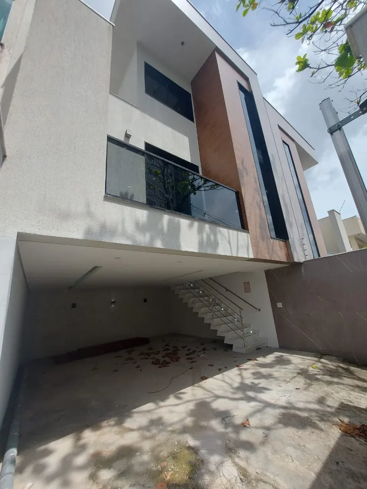 Casa, 3 quartos, 290 m² - Foto 2