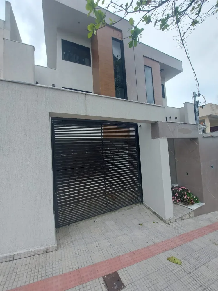 Casa, 3 quartos, 290 m² - Foto 1