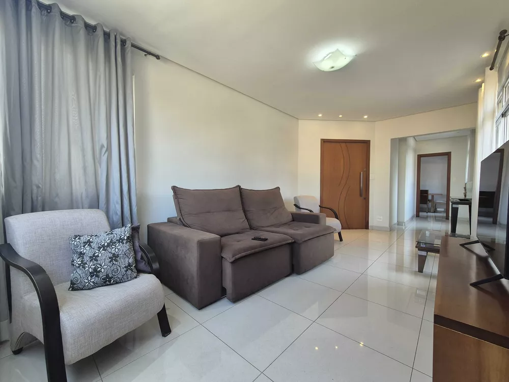 Apartamento à venda com 4 quartos, 140m² - Foto 3