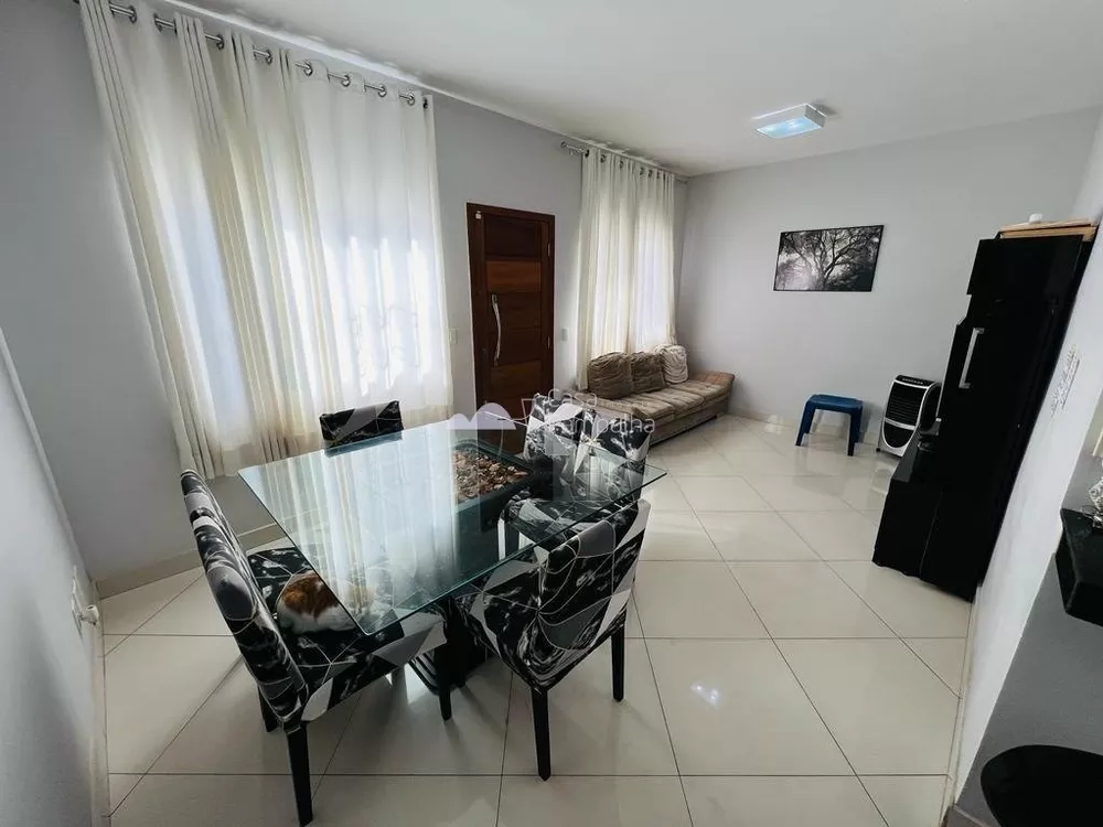 Casa à venda com 3 quartos, 105m² - Foto 4