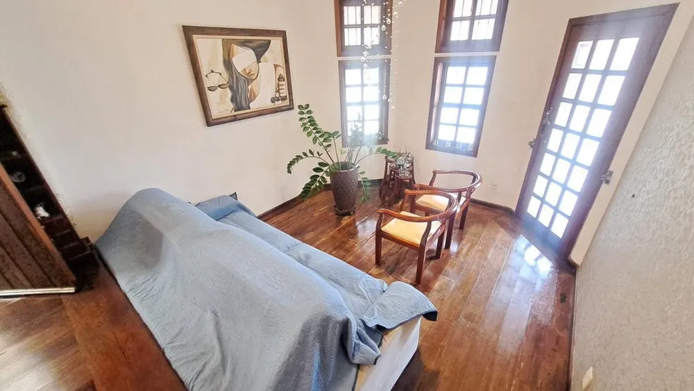 Casa, 4 quartos, 190 m² - Foto 2