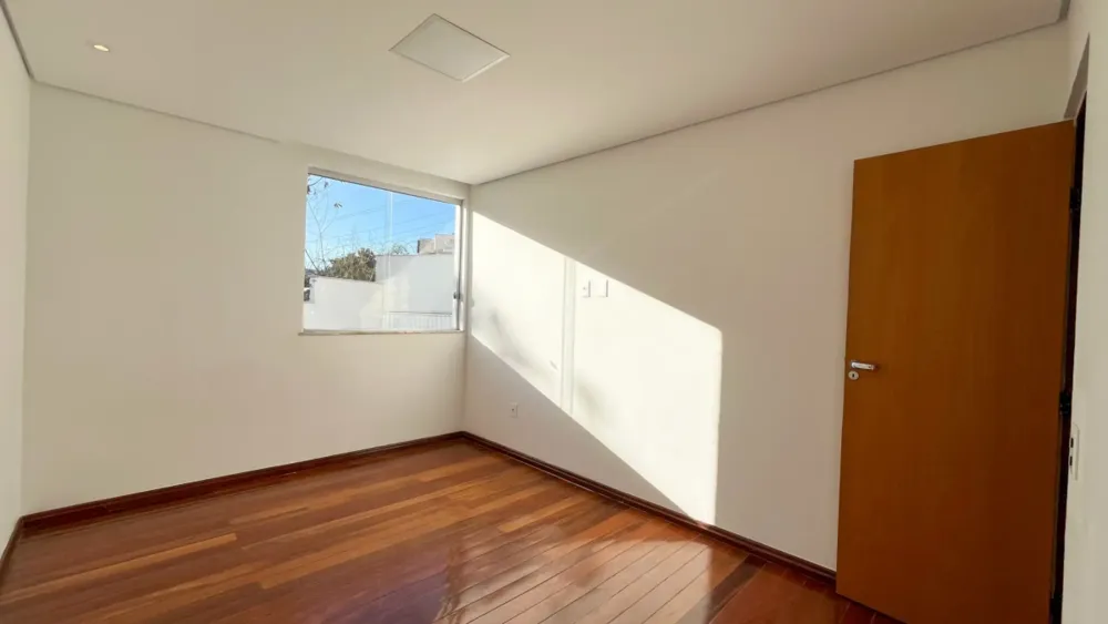 Casa, 4 quartos, 228 m² - Foto 5