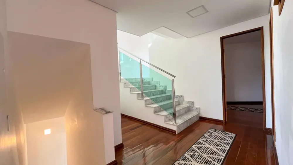 Casa, 4 quartos, 228 m² - Foto 4