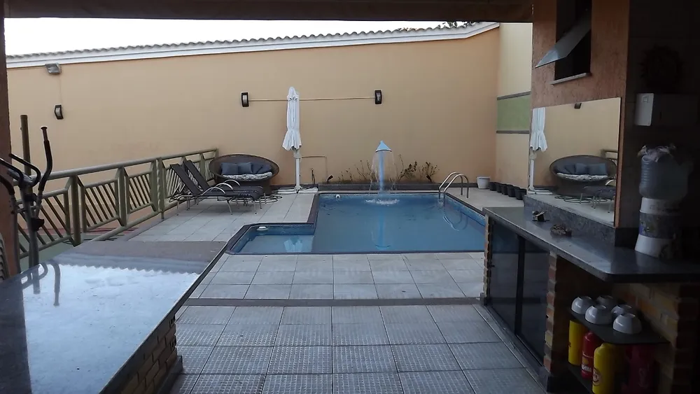 Casa, 3 quartos, 254 m² - Foto 20