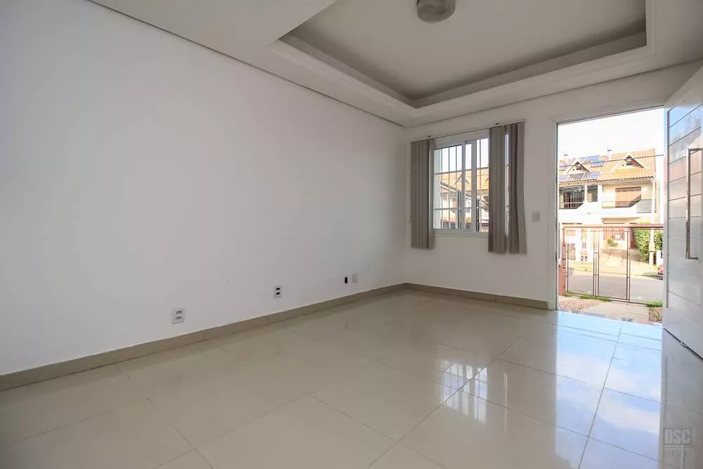 Casa à venda com 2 quartos, 87m² - Foto 4