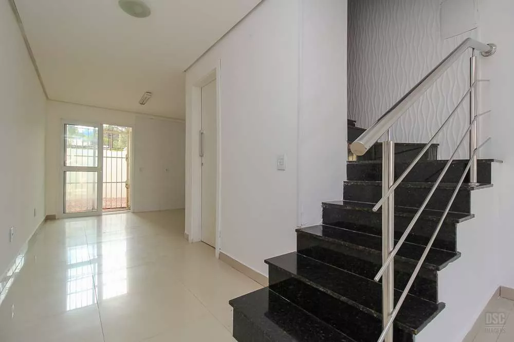 Casa à venda com 2 quartos, 87m² - Foto 6