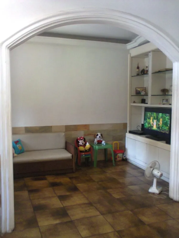 Casa, 5 quartos, 381 m² - Foto 1
