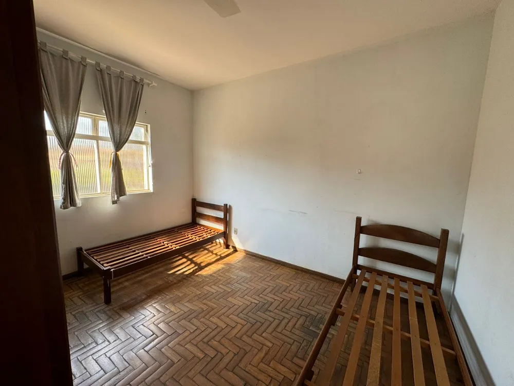 Casa, 8 quartos, 270 m² - Foto 10