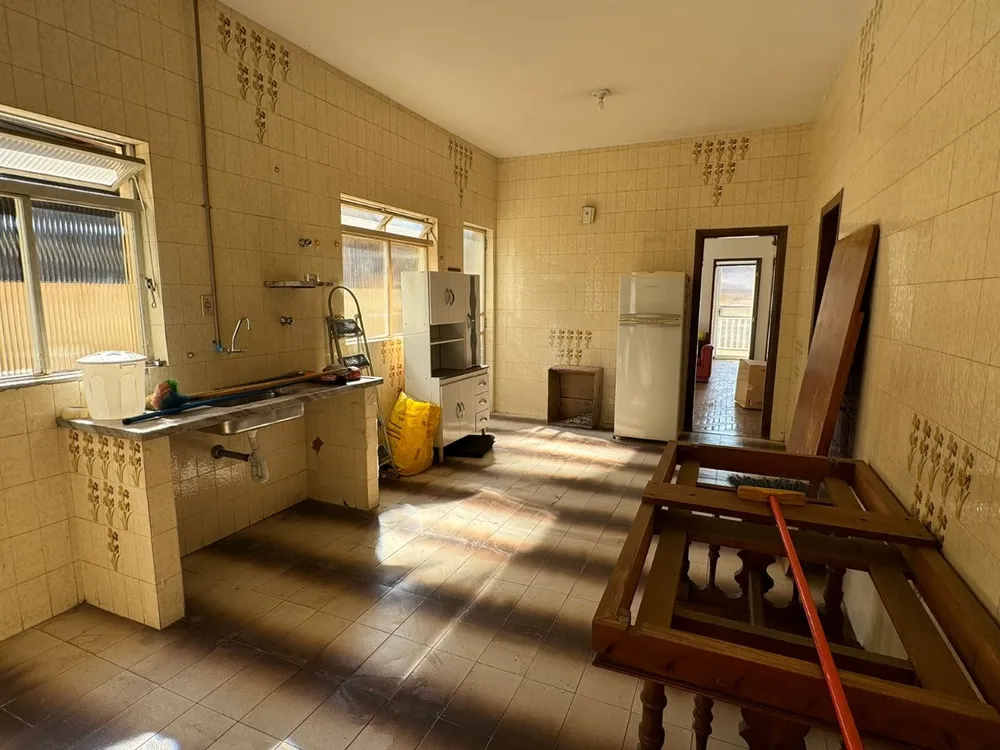 Casa, 8 quartos, 270 m² - Foto 6