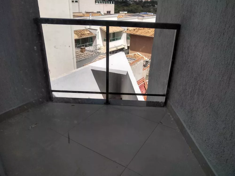 Casa à venda com 3 quartos, 110m² - Foto 14