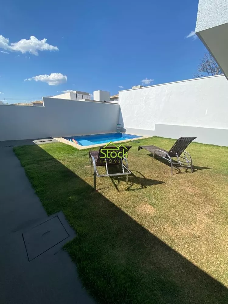 Casa de Condomínio à venda com 4 quartos, 262m² - Foto 16