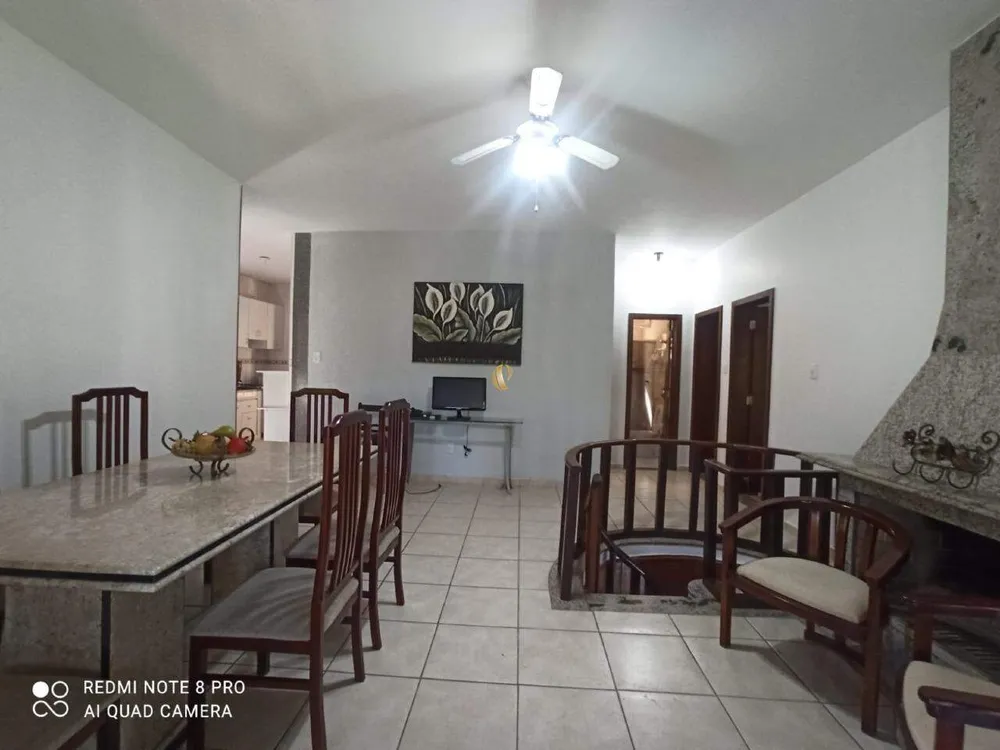 Casa, 5 quartos, 385 m² - Foto 3