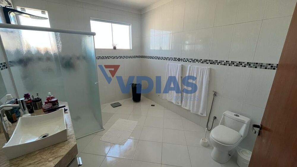 Casa à venda com 3 quartos, 264m² - Foto 22