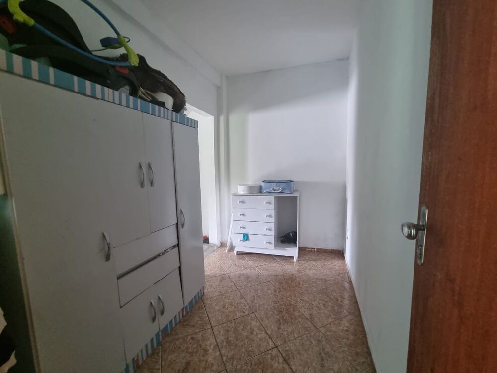 Casa à venda com 3 quartos, 180m² - Foto 4
