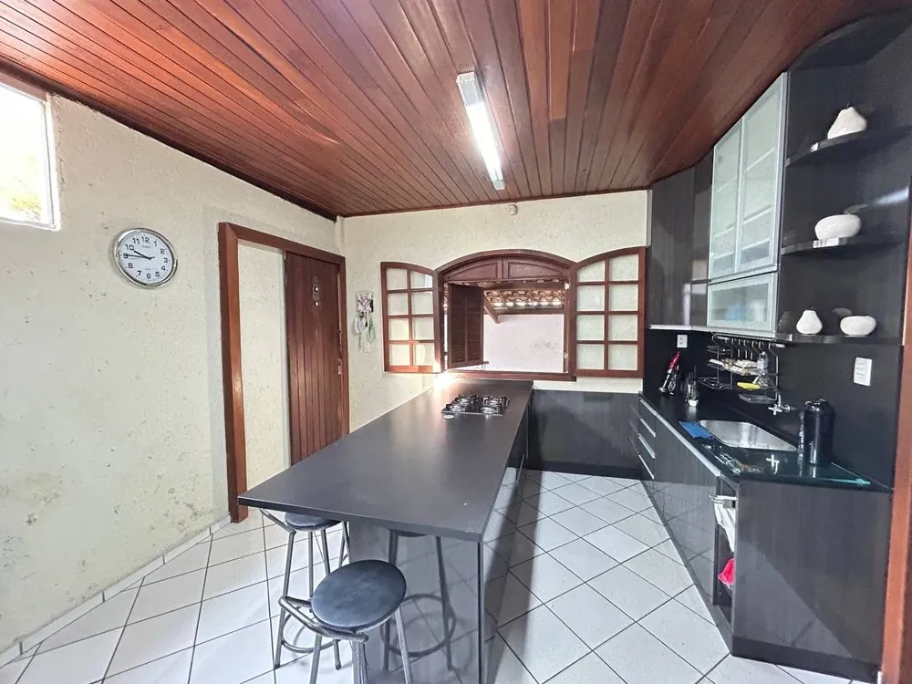 Casa, 3 quartos, 280 m² - Foto 12