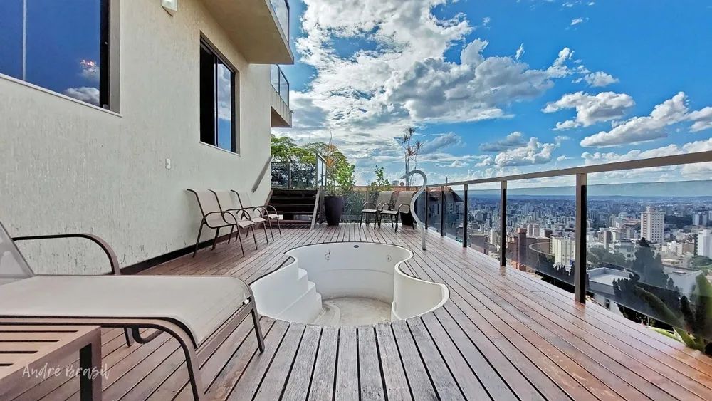 Casa, 4 quartos, 360 m² - Foto 1