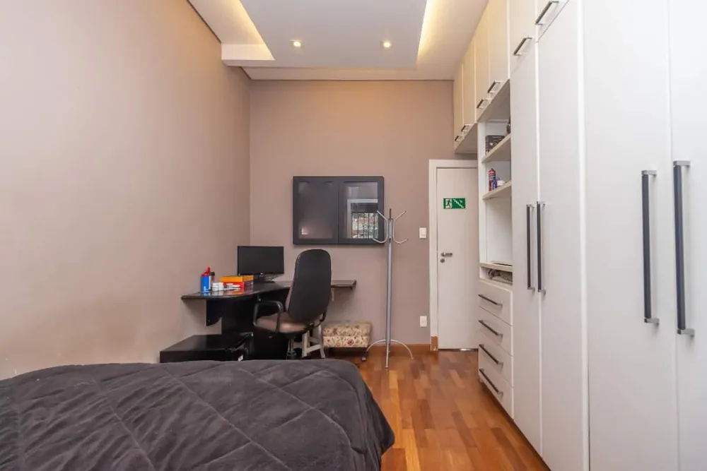 Casa, 3 quartos, 270 m² - Foto 10