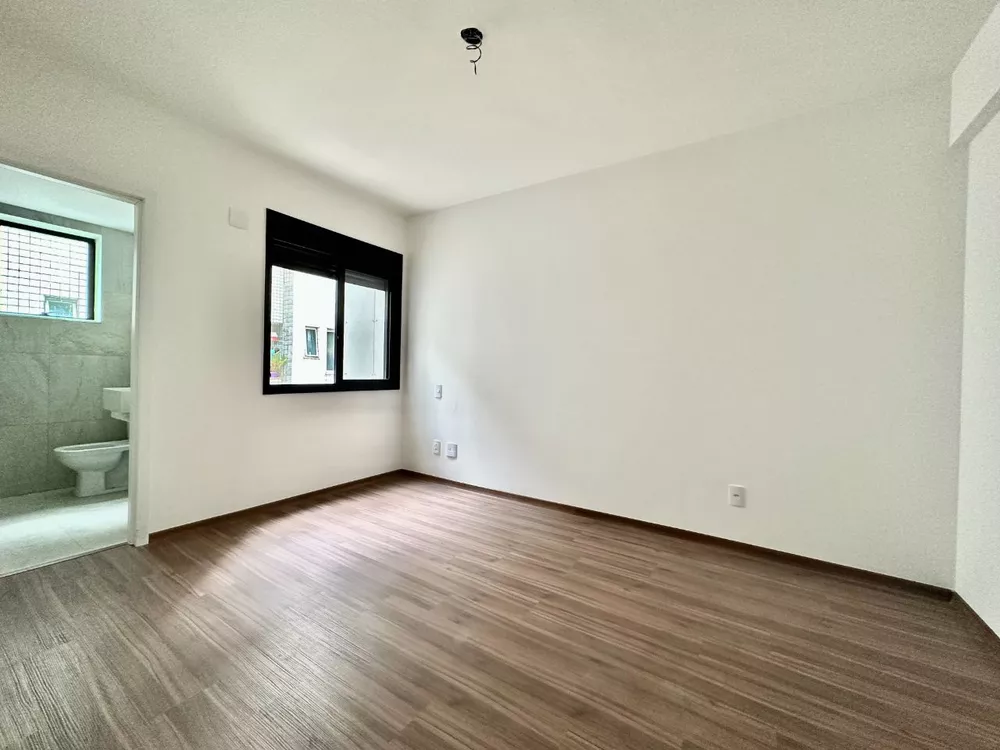 Apartamento à venda com 3 quartos, 84m² - Foto 5