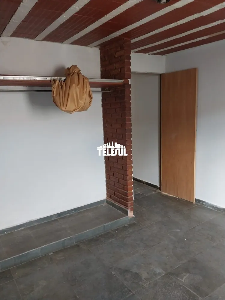 Casa, 3 quartos, 250 m² - Foto 6