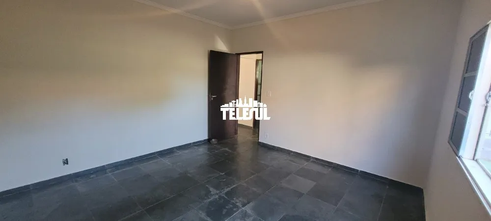 Casa, 3 quartos, 250 m² - Foto 11