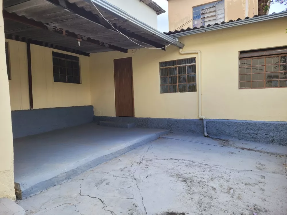 Conjunto Comercial-Sala para alugar com 3 quartos, 70m² - Foto 1