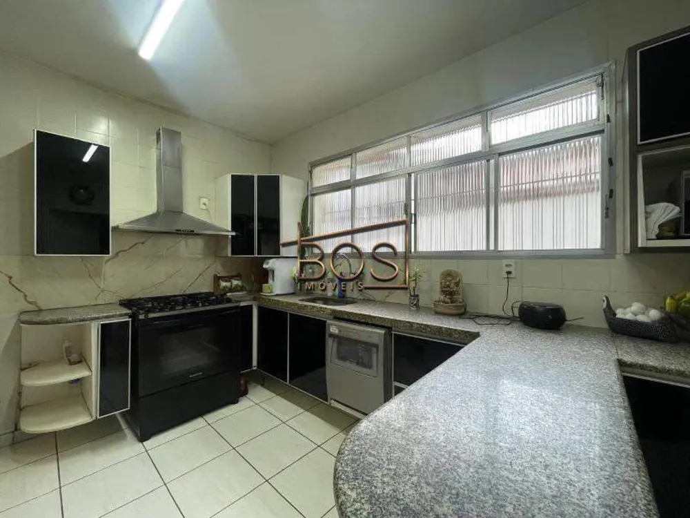 Casa, 5 quartos, 325 m² - Foto 4