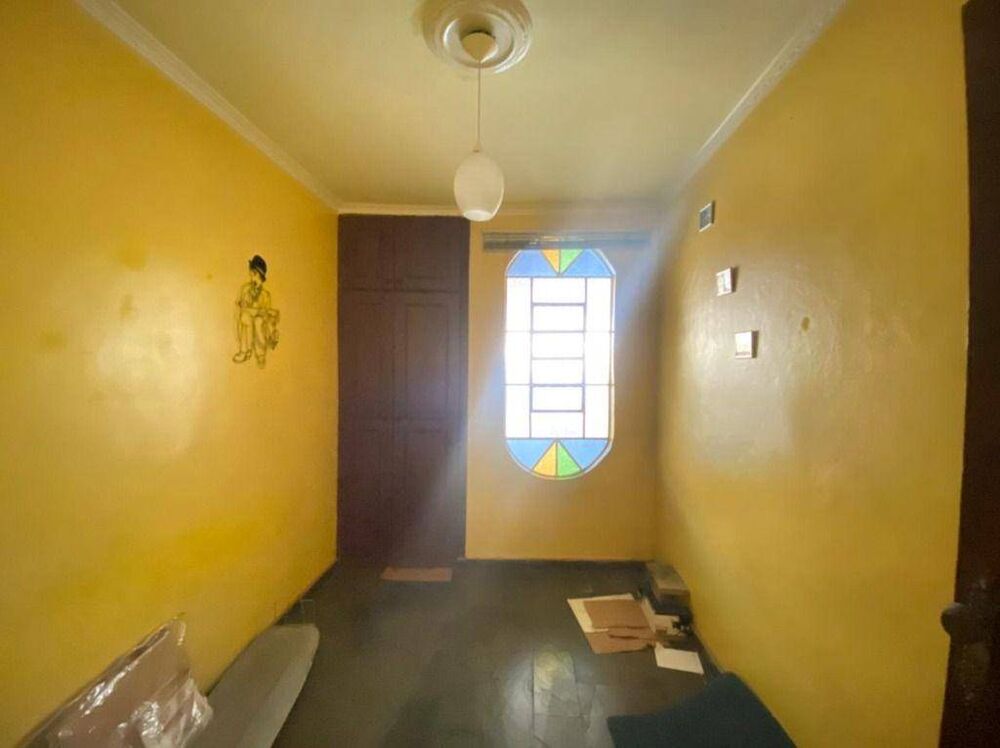 Casa à venda com 3 quartos, 402m² - Foto 4